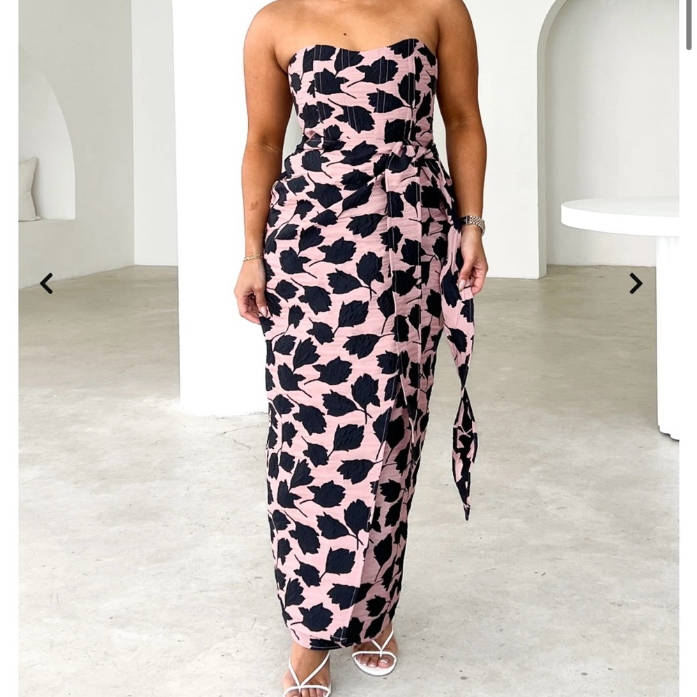 Indra Strapless Formal Dress - Midnight Rose